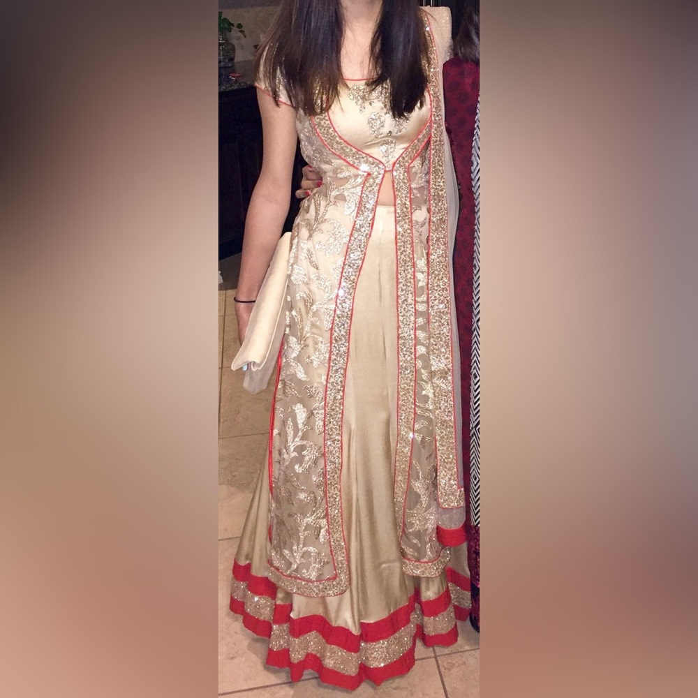 4 piece lehengha (blouse, skirt, jacket, dupatta)